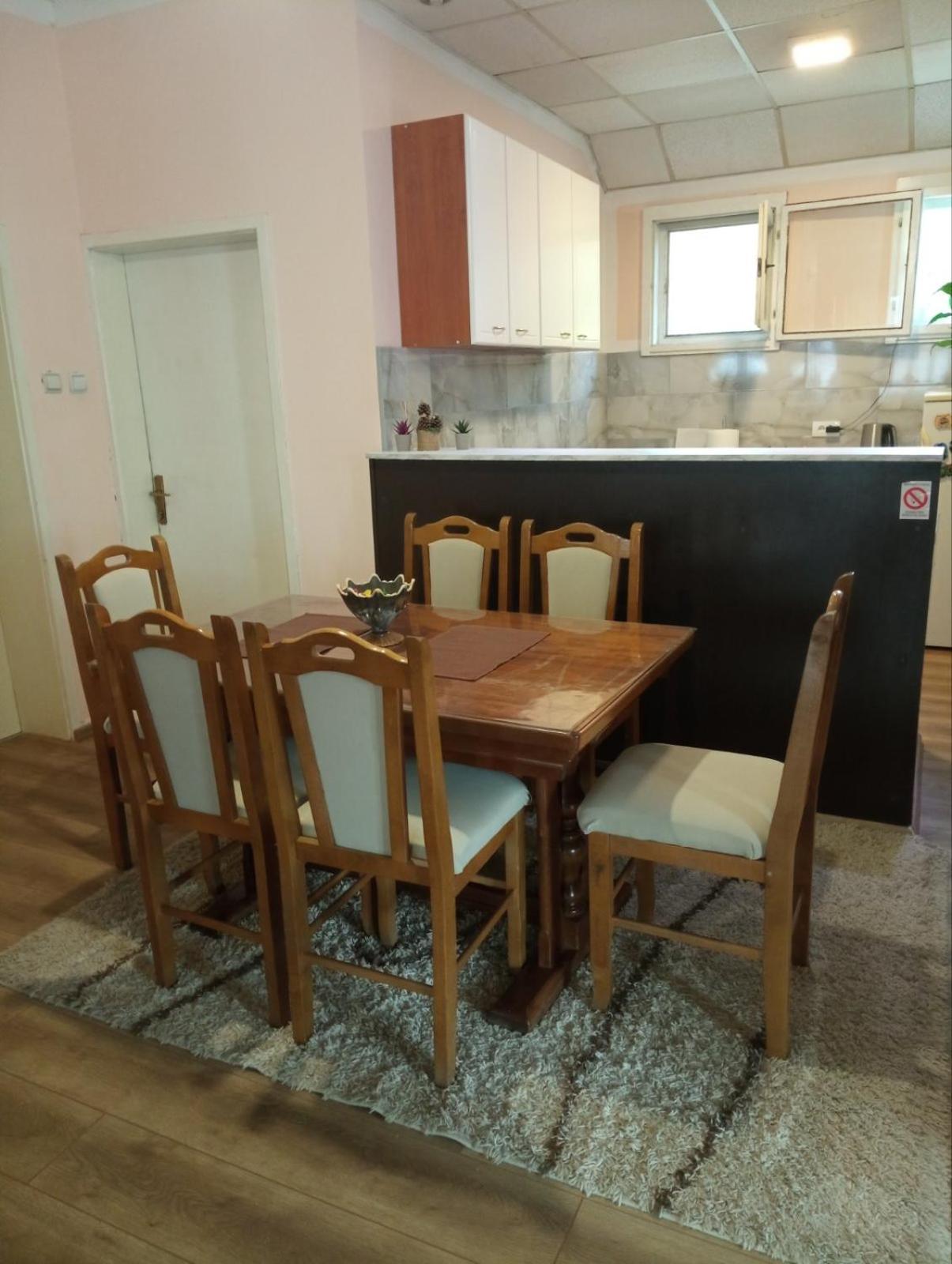 Apartman Dunja I Milos 莫克拉戈拉 外观 照片